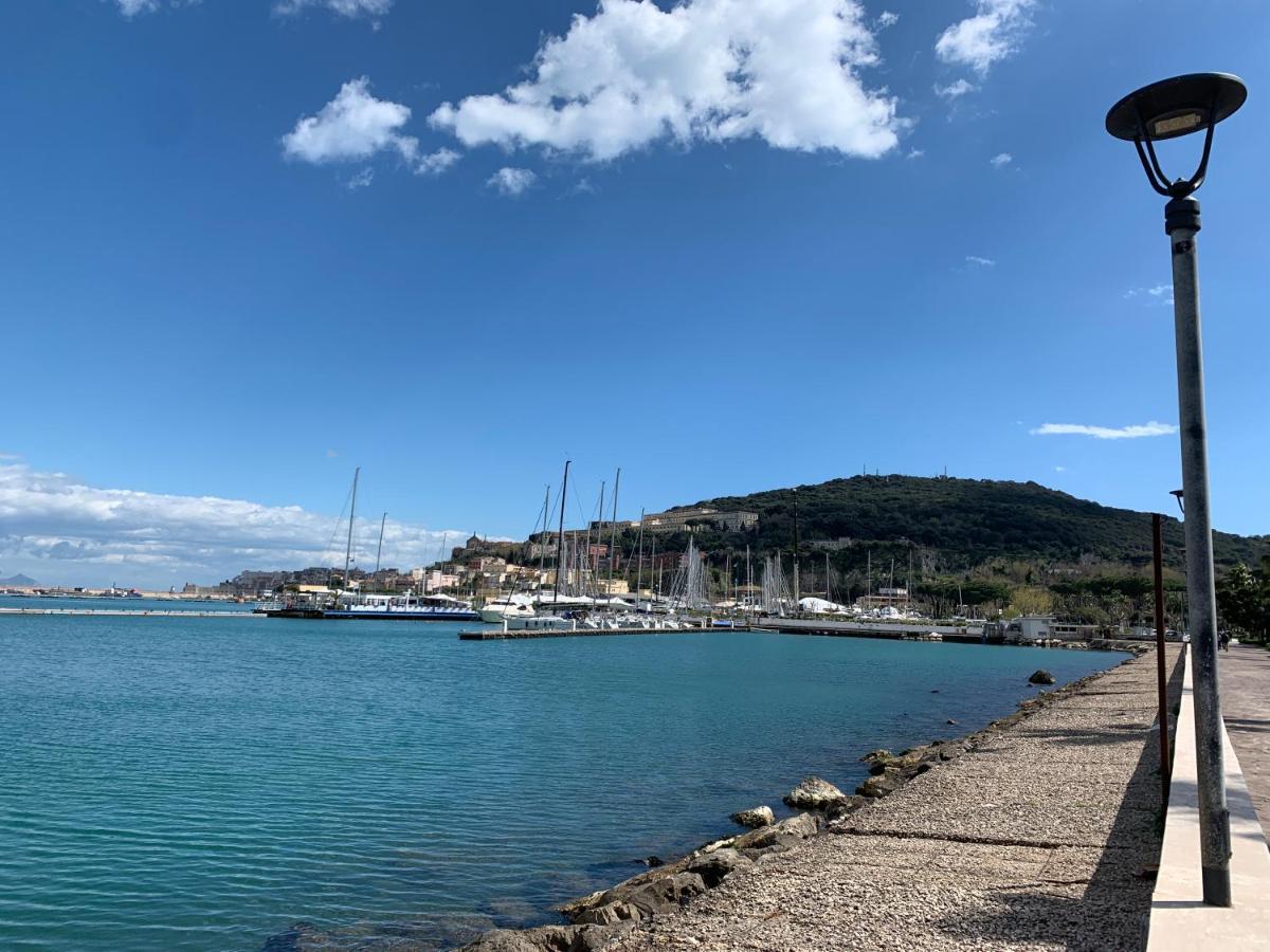 Casetta Blue House Gaeta Via Dell'Indipendenza エクステリア 写真