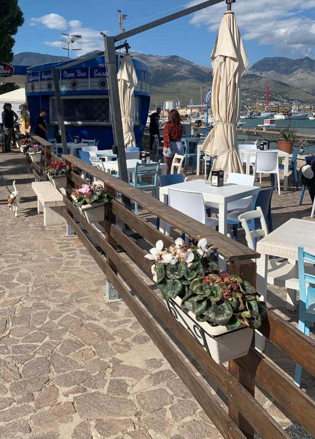 Casetta Blue House Gaeta Via Dell'Indipendenza エクステリア 写真